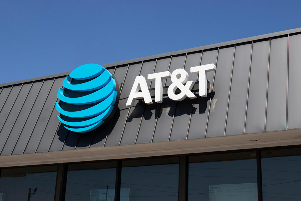 at&t's-strategic-shift-signals-market-outperformance