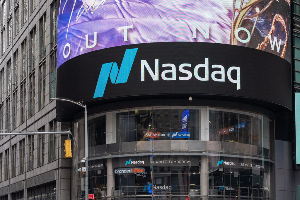 how-to-navigate-the-nasdaq-correction-without-losing-gains