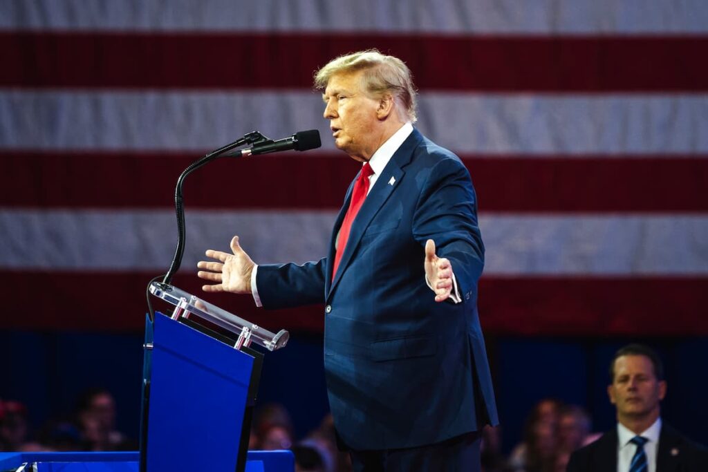 Trump-Plans-to-Lift-Syria-Sanctions-After-Regime-Collapse