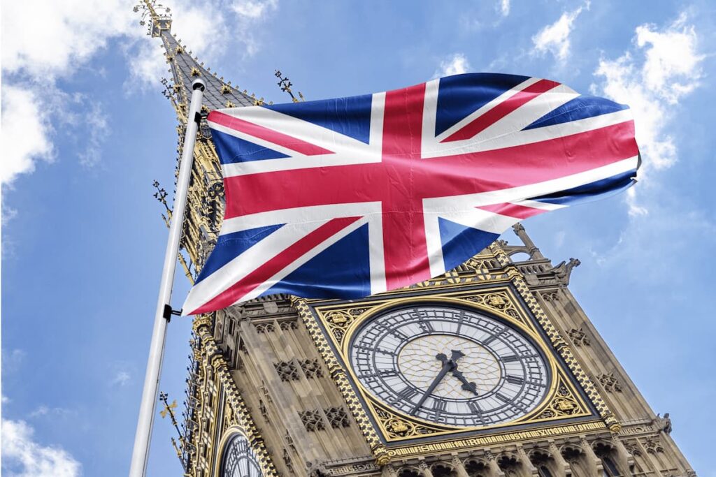 UK-Cuts-Work-Time-Eyes-Fee-Tax-on-Foreign-Students