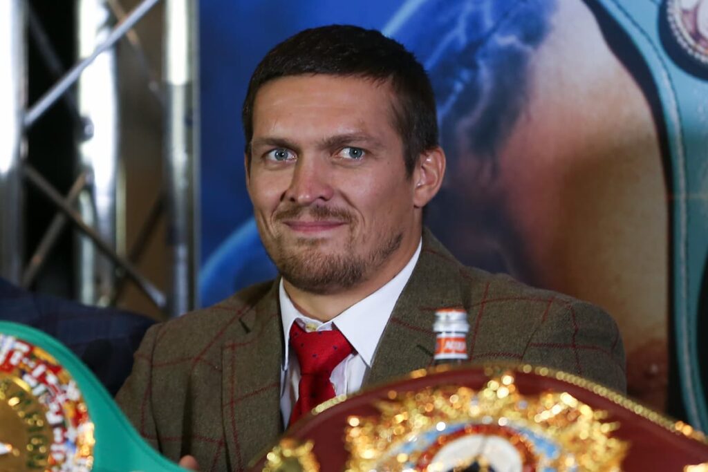 Usyk-Balances-Heavyweight-Ambitions-and-War-at-Home