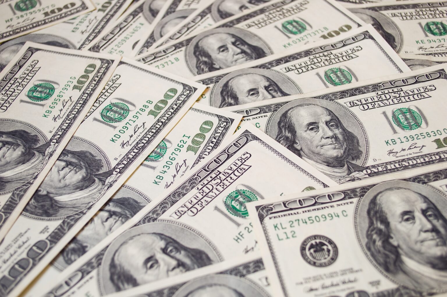 Americans-Shift-Savings-Into-Investment-Accounts-Study-Finds