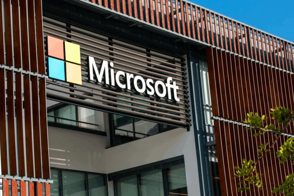 Microsoft-Becomes-Second-Company-to-Hit-4-Trillion-Value