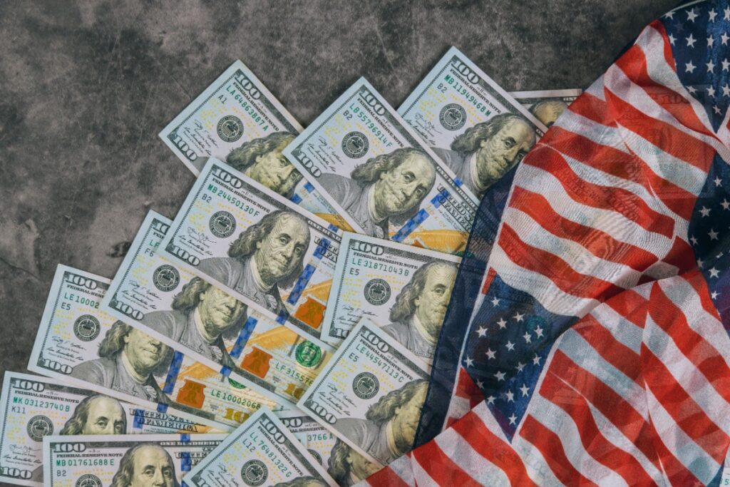 Banks-Urge-Uniform-Federal-Rules-to-Override-State-Limits