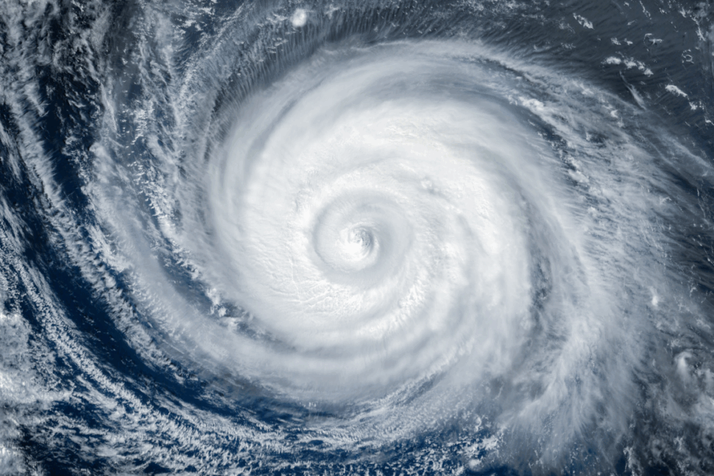 Typhoon-Kajiki-Slams-Vietnam-with-Heavy-Rains-and-Flooding