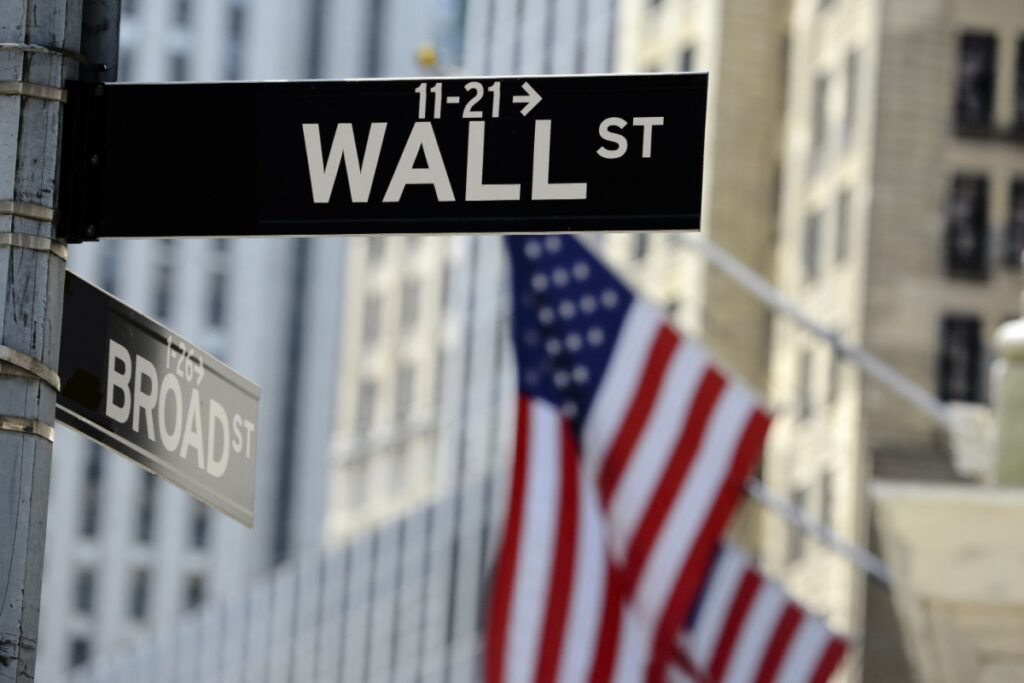 Wall-Street-Holds-September-Fed-Rate-Cut-Expectations
