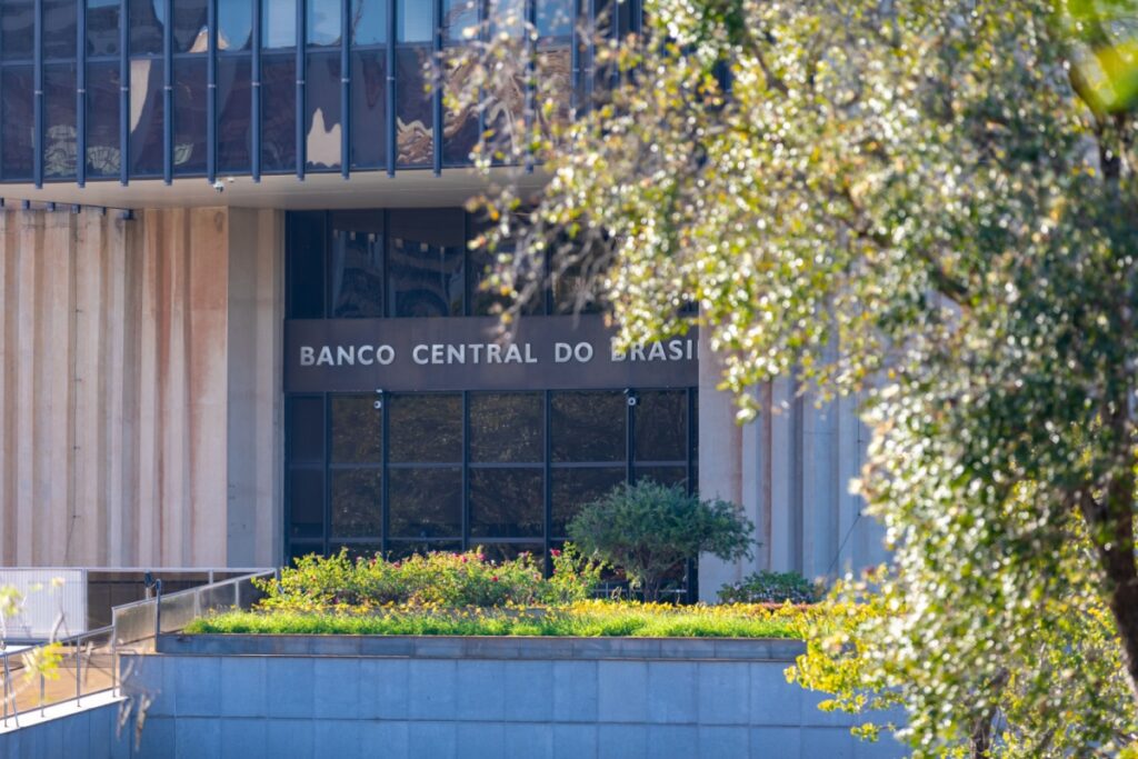 Brazil-Lending-Cools-As-High-Rates-Weigh