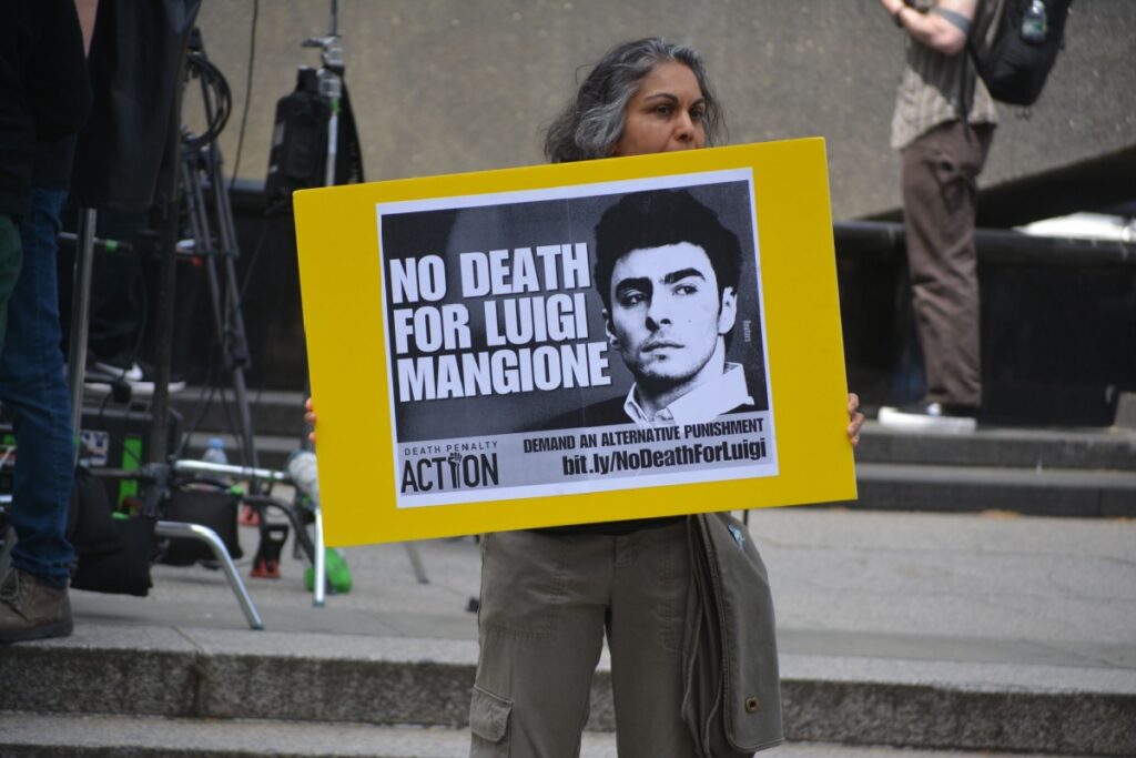 Judge-Rebukes-Justice-Department-Comments-in-Mangione-Case