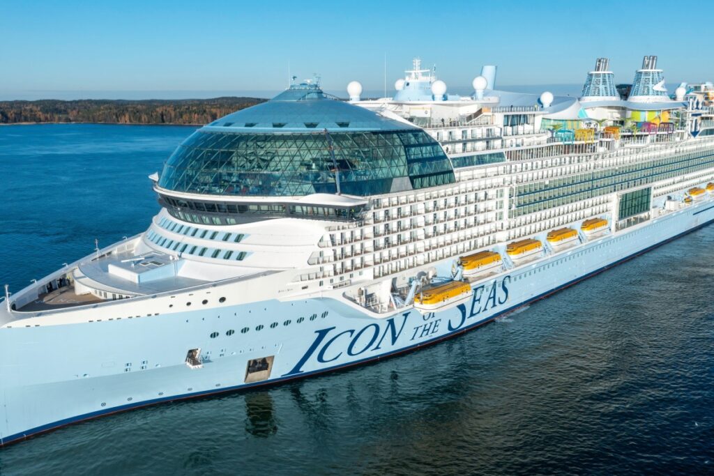 Royal-Caribbean-Expands-Icon-Class-Fleet-with-Star-and-Legend-Ships