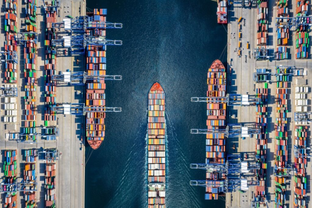 Shipping-Firms-Back-Global-Fee-On-Greenhouse-Gas-Emissions