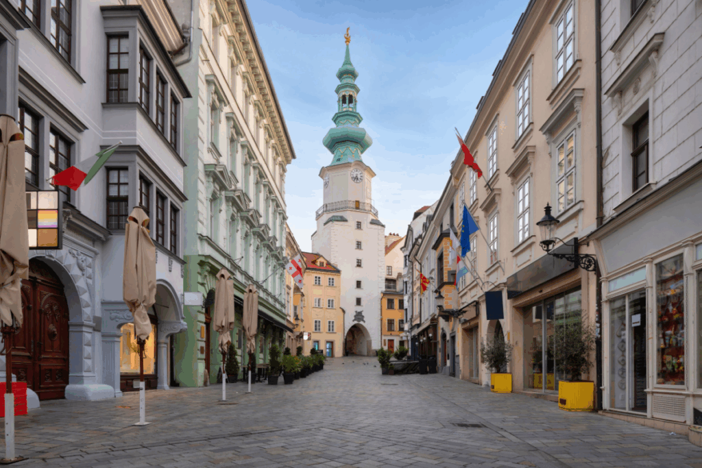 World-War-II-Bomb-Discovery-Sparks-Evacuations-in-Bratislava