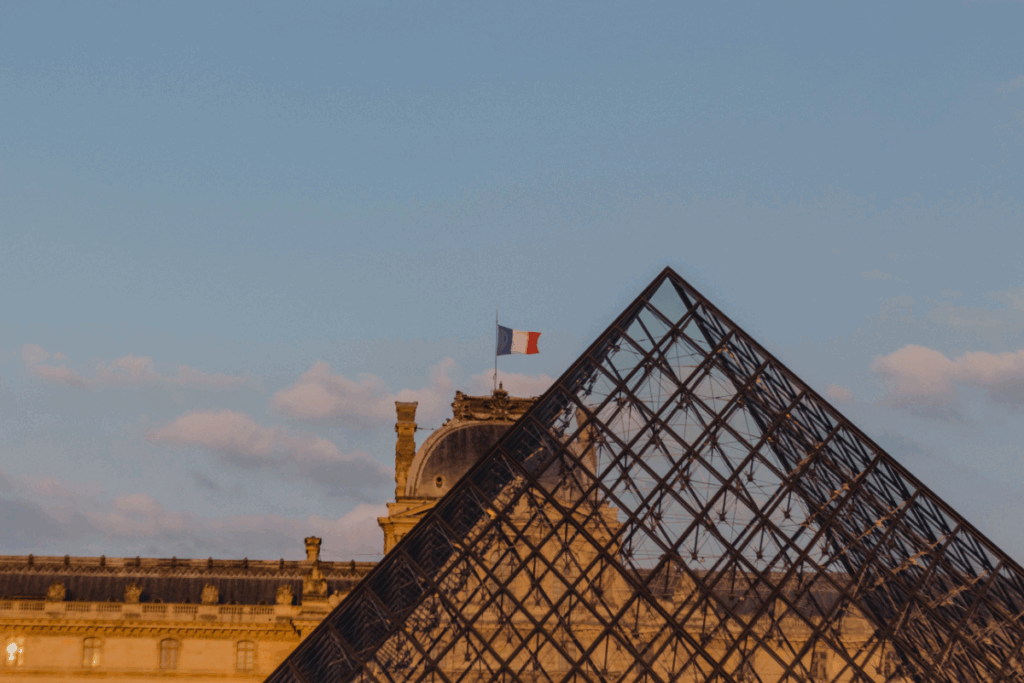 Louvre-Jewel-Heist-Revives-Questions-About-Museum-Security