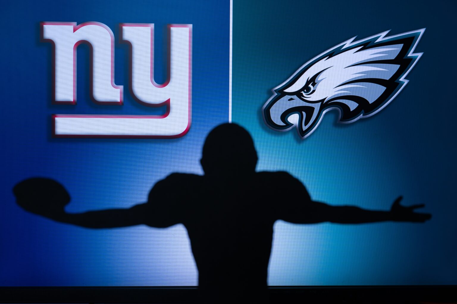 Rookie-Duo-Leads-Giants-to-Historic-Victory-Over-Eagles