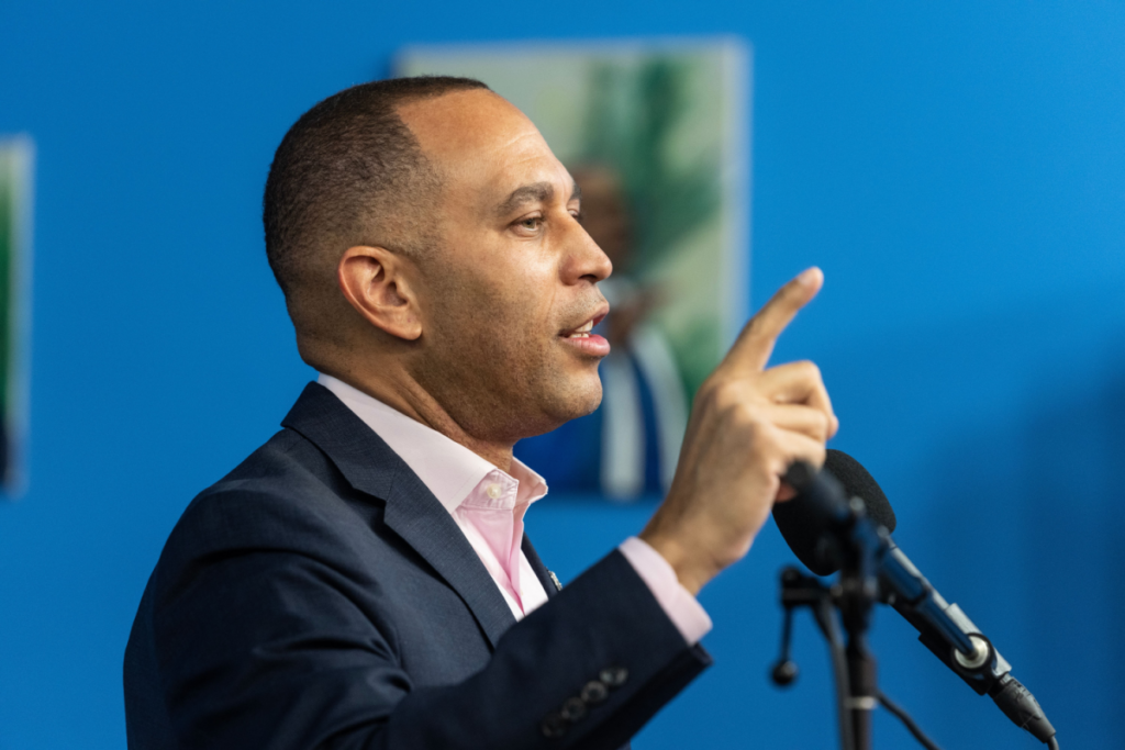 Democrats-Signal-Opposition-to-DHS-Funding-Amid-ICE-Outrage