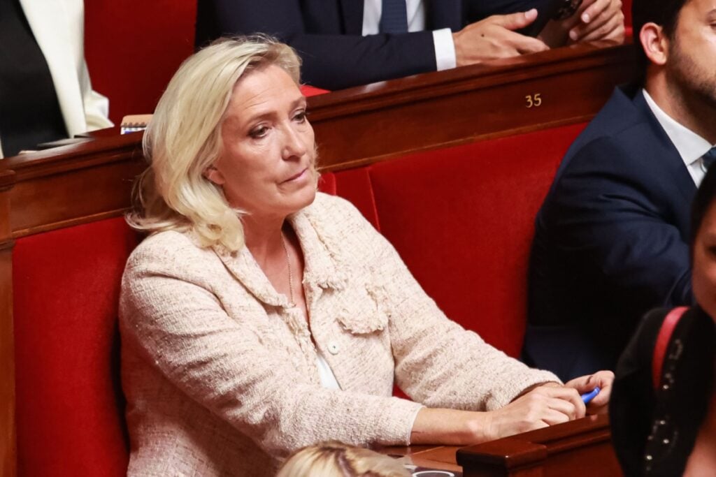 Le-Pen-Appeal-Trial-Opens-With-2027-Bid-at-Stake