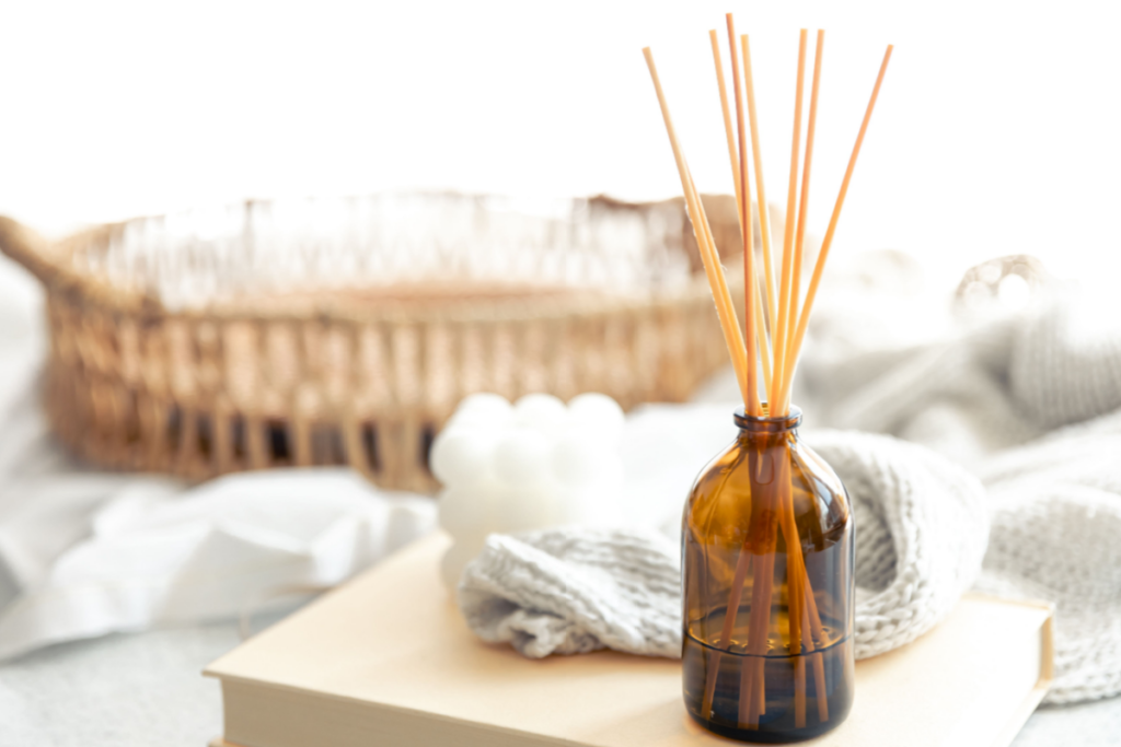 MIT Device Turns Photographs Into Personalized Fragrances MIT-Device-Turns-Photographs-Into-Personalized-Fragrances