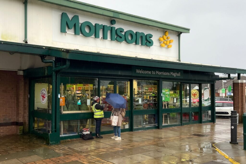 Morrisons-Reports-Flat-Earnings-as-Christmas-Sales-Improve