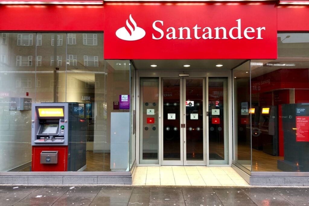 Santander-Targets-U.S.-Scale-With-Webster-Buy