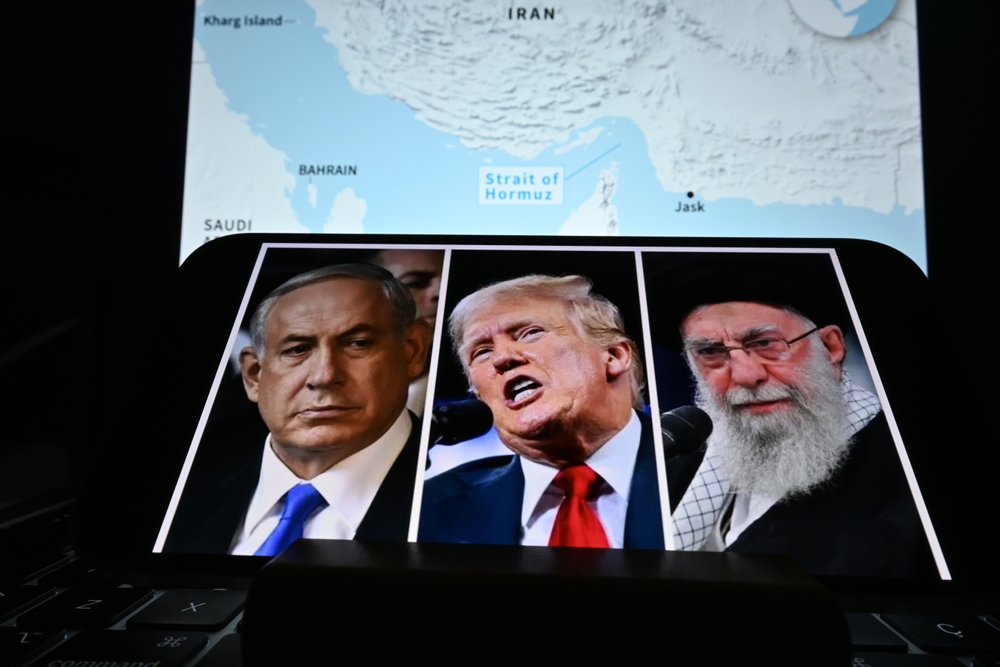 Trump-Faces-Standoff-With-Iran-Over-Hormuz-Crisis